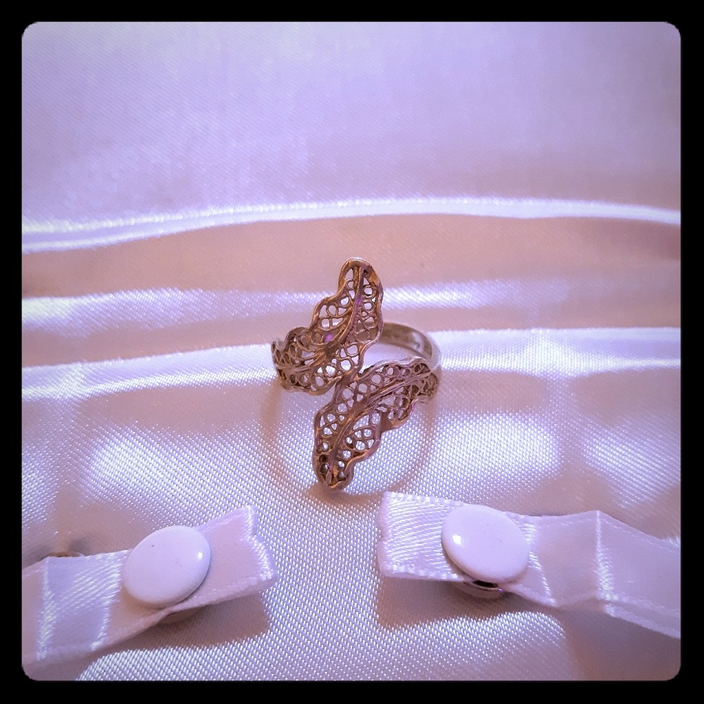 Sterling silver filigree statement ring 💍